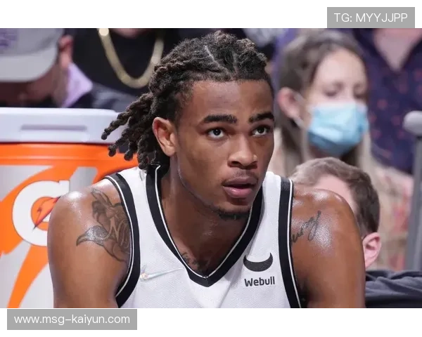 NBA球员社媒影响力:巴特勒将军照玩梗引热议 NBA球员社媒影响力:巴特勒将军照玩梗引热议